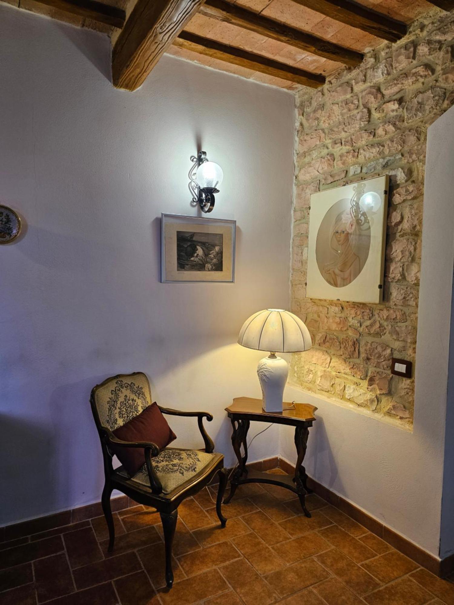 La Rosa Dei Venti - Country House Fossato di Vico エクステリア 写真