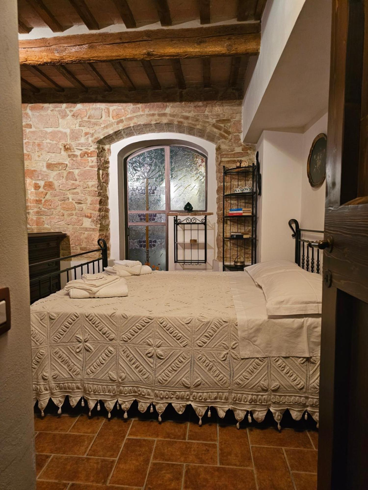 La Rosa Dei Venti - Country House Fossato di Vico エクステリア 写真