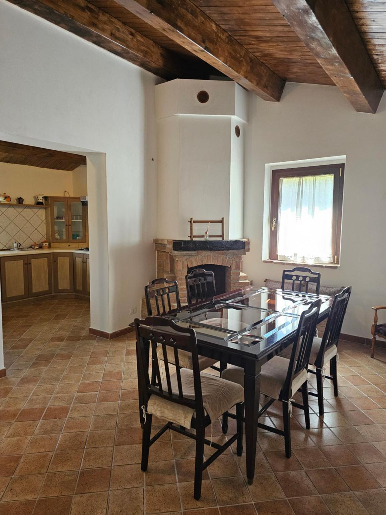 La Rosa Dei Venti - Country House Fossato di Vico エクステリア 写真