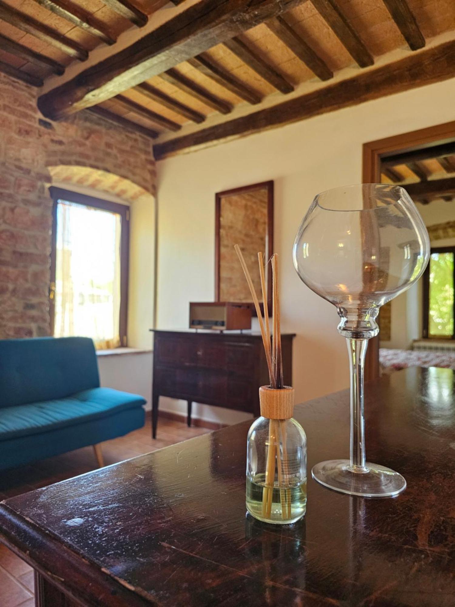 La Rosa Dei Venti - Country House Fossato di Vico エクステリア 写真