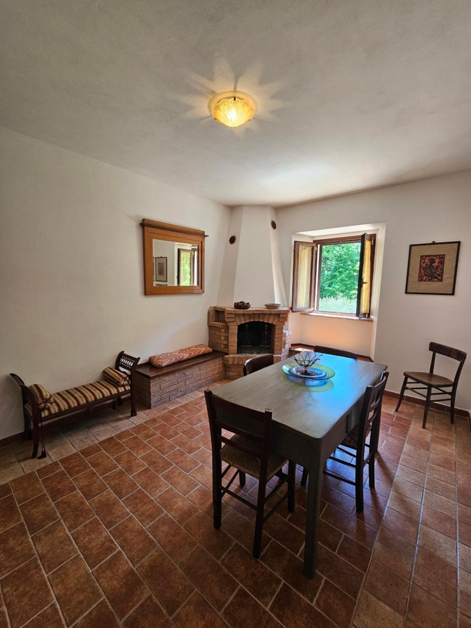 La Rosa Dei Venti - Country House Fossato di Vico エクステリア 写真